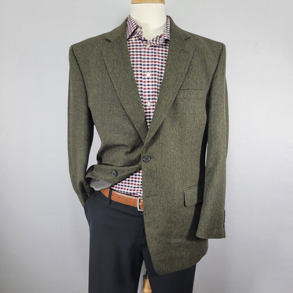 JOS A BANK Men's Sport Coat Blazer Two Button Herringbone Flannel Wool 42R